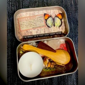 Mystery Box (Witches Travel Altar)